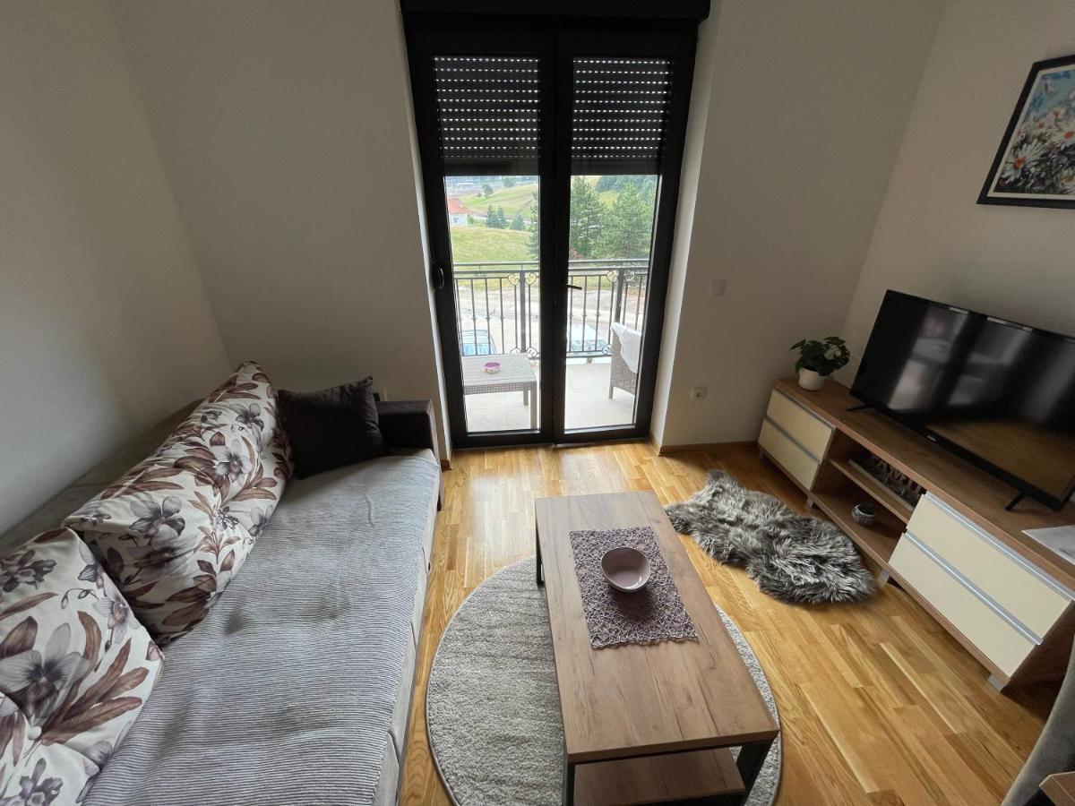 Lux Apartmani Vojinovic Zlatibor Buitenkant foto