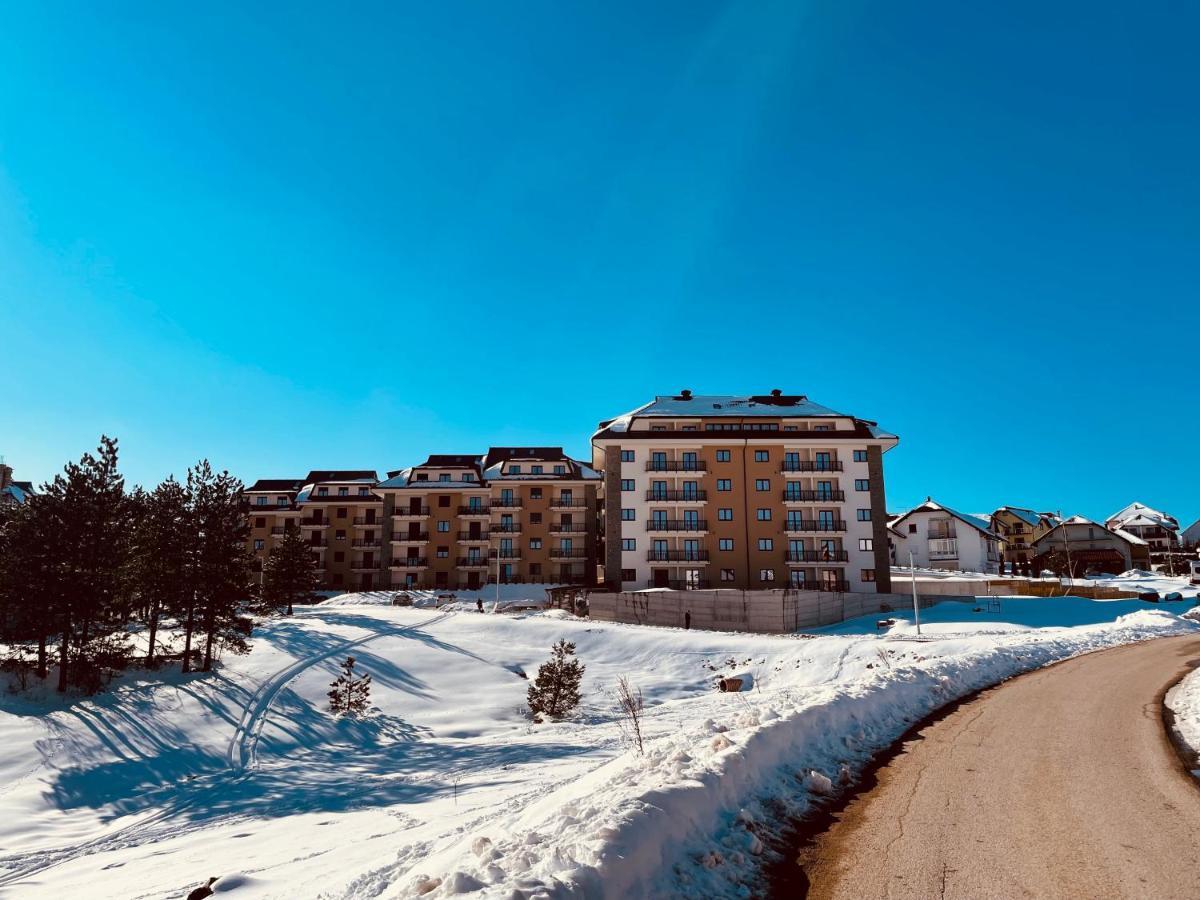 Lux Apartmani Vojinovic Zlatibor Buitenkant foto