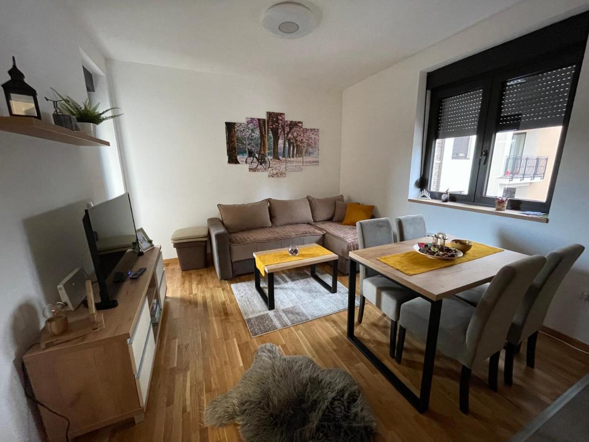 Lux Apartmani Vojinovic Zlatibor Buitenkant foto