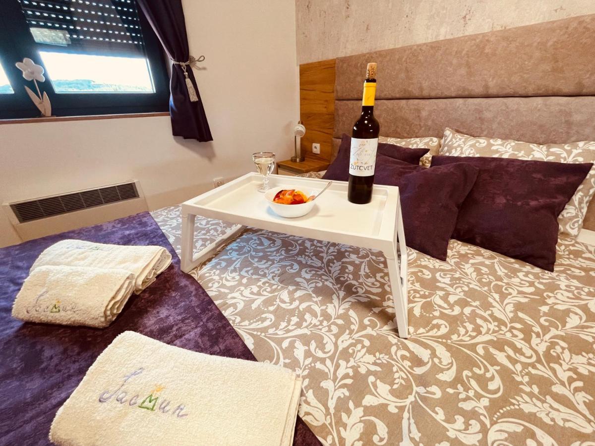 Lux Apartmani Vojinovic Zlatibor Buitenkant foto